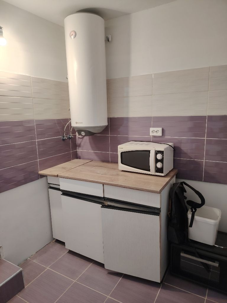 Продава ЕТАЖ ОТ КЪЩА, гр. Варна, Галата, снимка 10 - Етаж от къща - 53784769