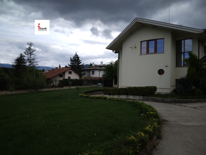 Продава  Къща град София , гр. Банкя , 358 кв.м | 64857522