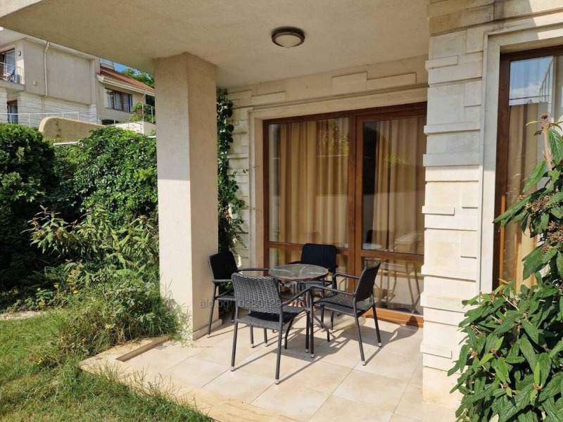 Продава КЪЩА, гр. Бяла, област Варна, снимка 2 - Къщи - 53272509