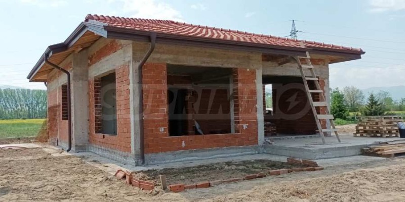 Продава ПАРЦЕЛ, с. Брестовица, област Пловдив