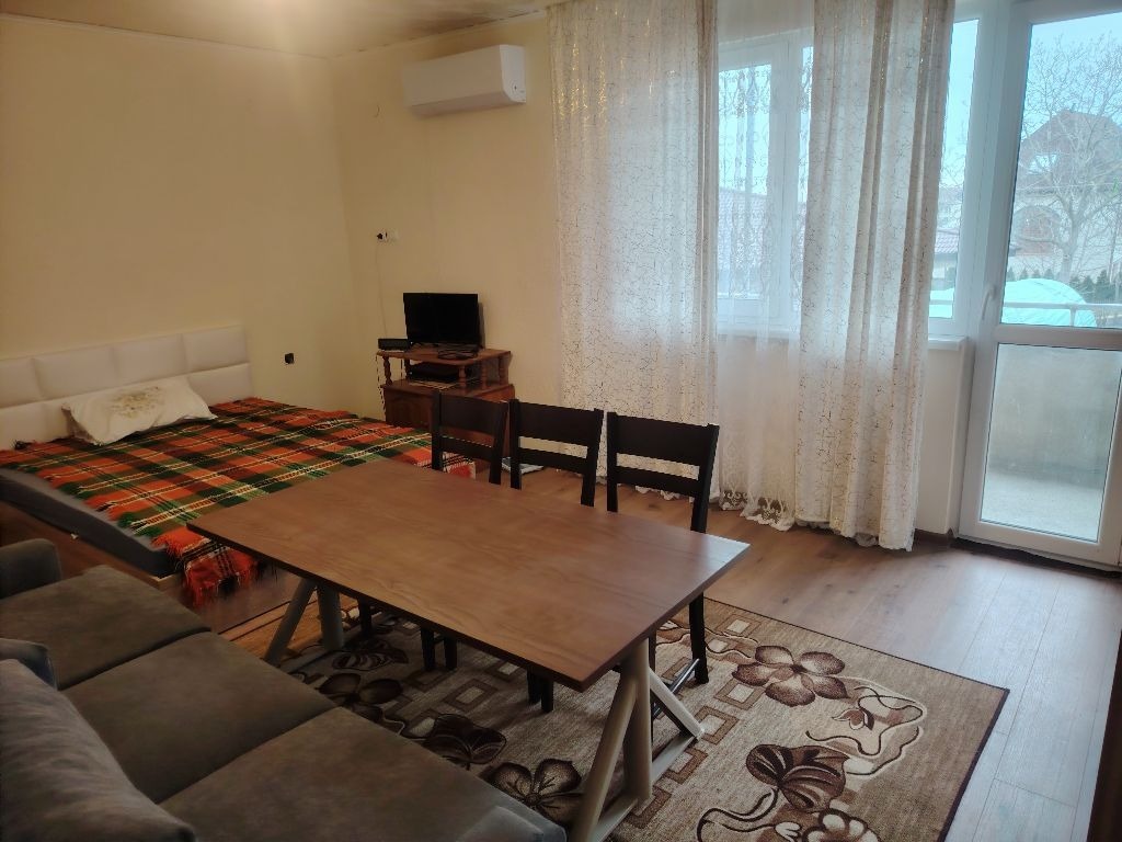 Продава ЕТАЖ ОТ КЪЩА, гр. Варна, Галата