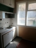 Продава  Етаж от къща град Плевен , Широк център , 96 кв.м | 47927105 - изображение [6]