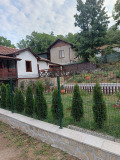 Продава КЪЩА, област Перник, с. Неделково • 70000 € / 136908.10 лв. • 48189598 4