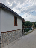 Продава КЪЩА, област Перник, с. Неделково • 70000 € / 136908.10 лв. • 48189598 2