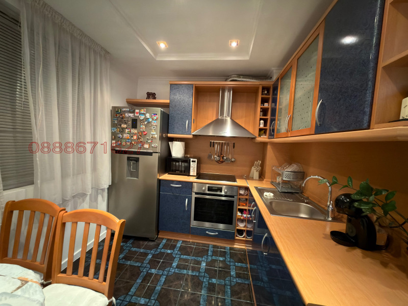 Продава 1-СТАЕН в град София, Люлин 9 - 45 кв.м / 155 900 € » 304 913.90 лв.