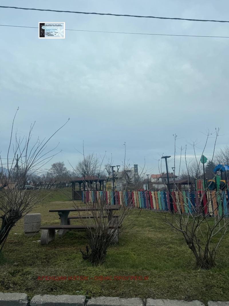 Продава 2-СТАЕН, с. Челопеч, област София област