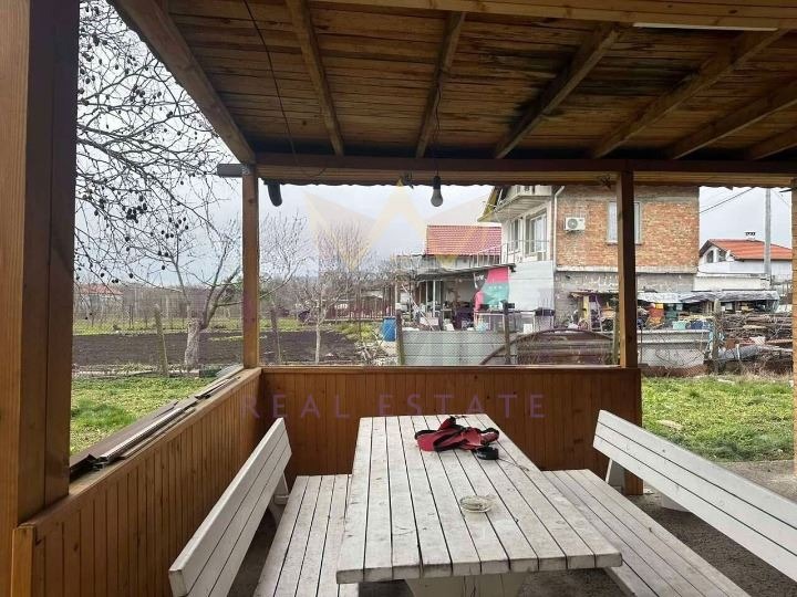 Продава КЪЩА, с. Полски извор, област Бургас