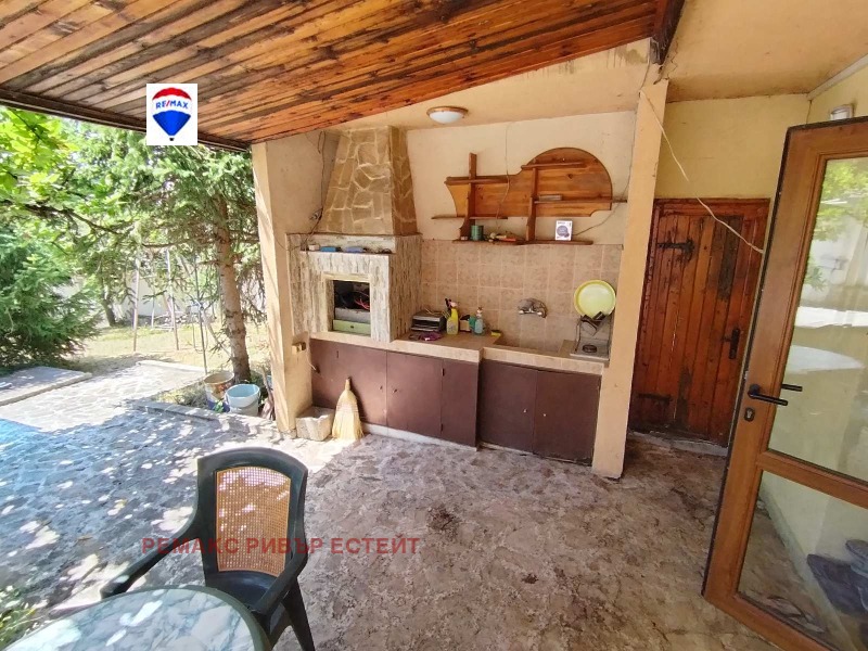 Продава ВИЛА, гр. Русе, в.з. Касева Чешма, снимка 2 - Вили - 53233593