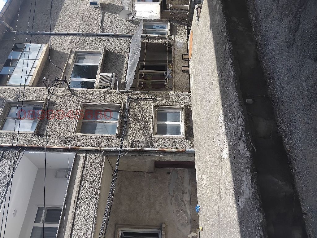 Продава 4-СТАЕН, гр. Шумен, Център, снимка 2 - Апартаменти - 55938352