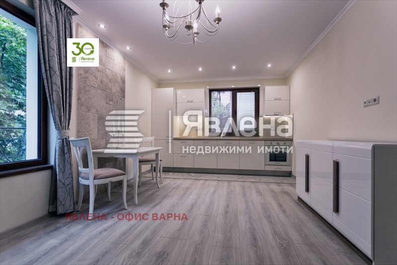 Na prodej  1 ložnice Varna , VINS-Červen ploštad , 62 m2 | 76161067