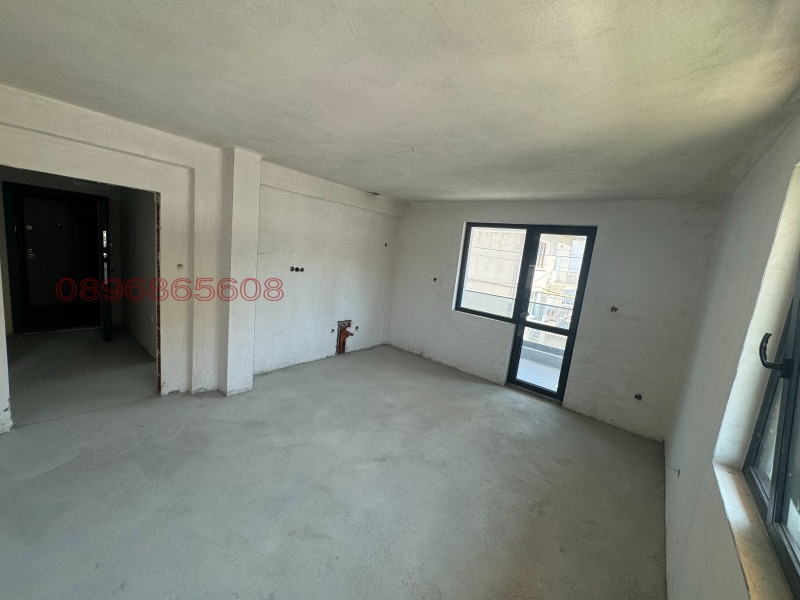 Продава 3-СТАЕН, гр. Кюстендил, Ильо войвода, снимка 14 - Апартаменти - 53215926