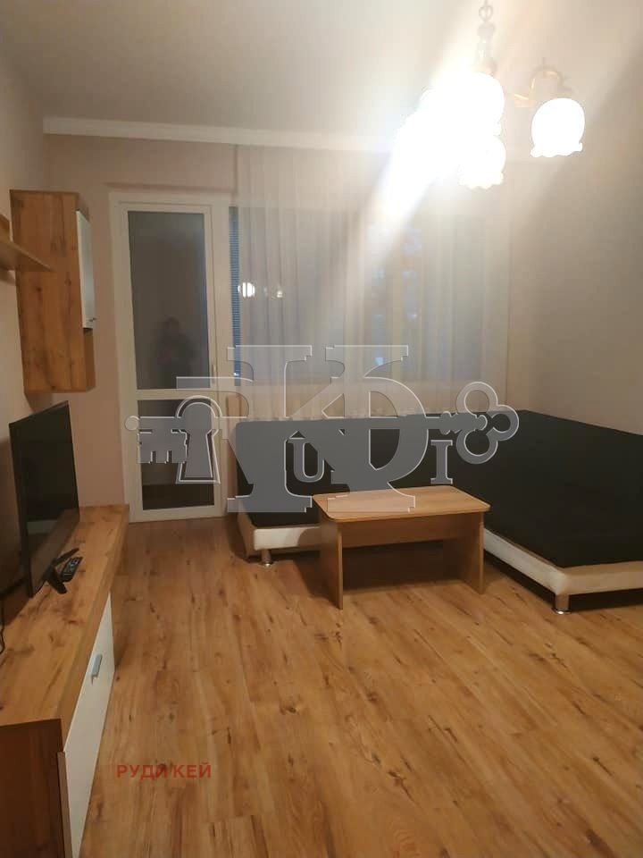 Продава 3-СТАЕН, гр. Варна, ЖП Гара, снимка 6 - Aпартаменти - 49084128