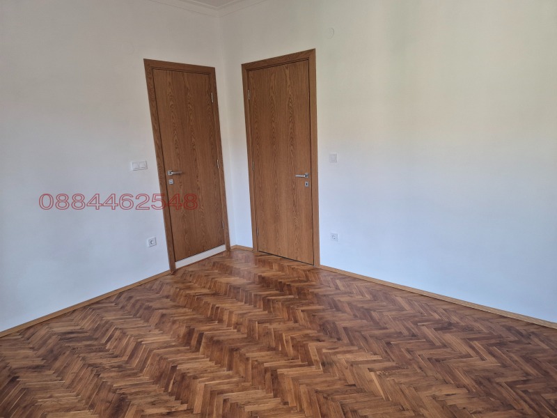 Продава 3-СТАЕН, гр. София, Център, снимка 7 - Апартаменти - 52446733