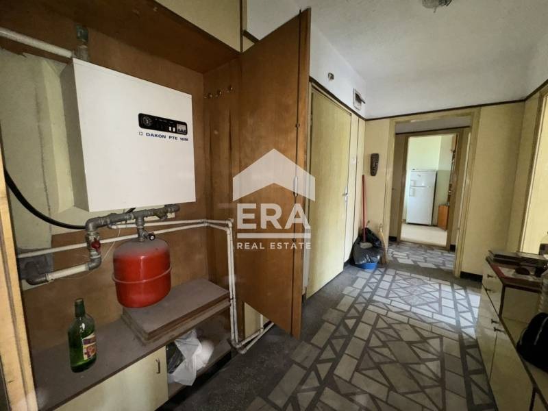 Продава МНОГОСТАЕН, гр. Хасково, Овчарски, снимка 16 - Апартаменти - 53739258