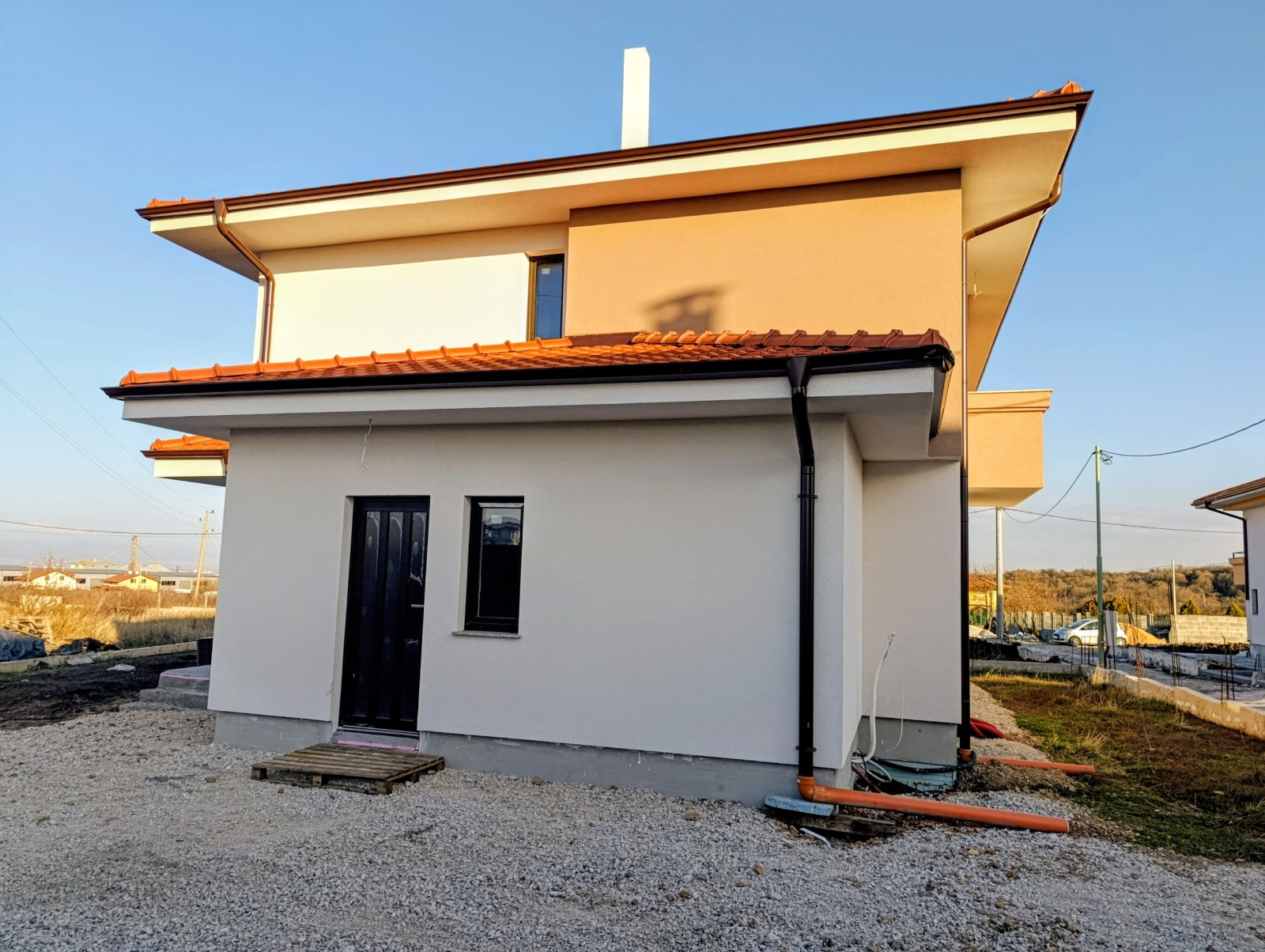 Продава КЪЩА, с. Хераково, област София област, снимка 2 - Къщи - 54413418