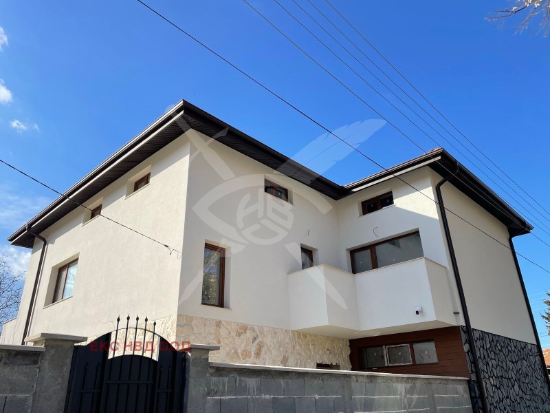 Продава КЪЩА, с. Куртово Конаре, област Пловдив, снимка 1 - Къщи - 48160899