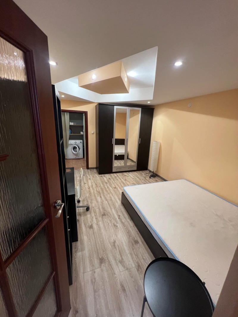 De vânzare  2 dormitoare Sofia , Zona B-5 , 80 mp | 38244629 - imagine [4]