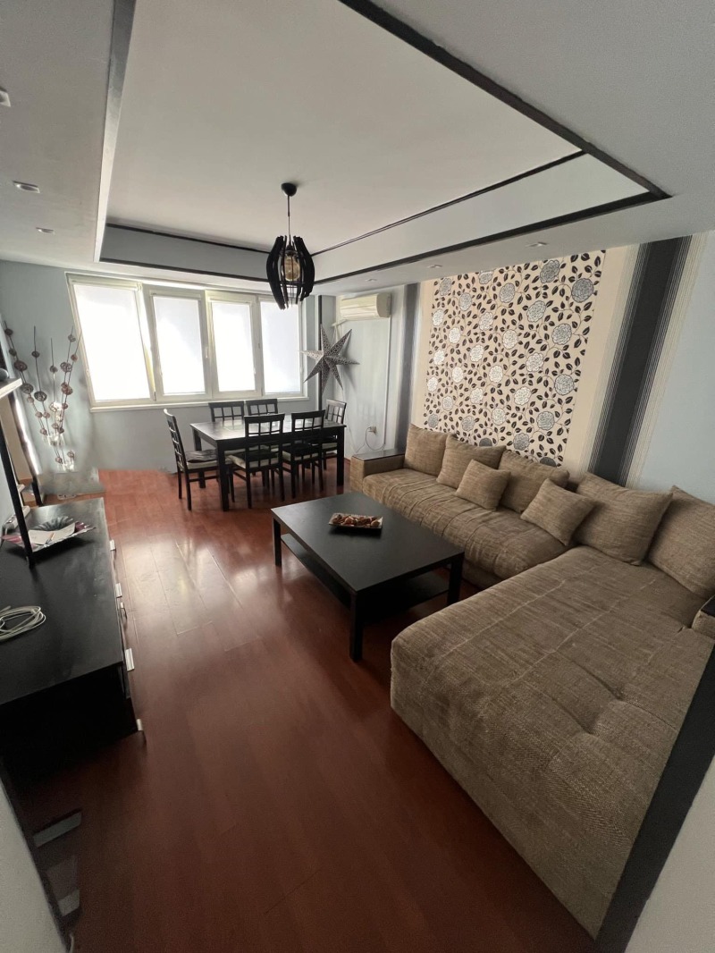 De vânzare  2 dormitoare Sofia , Zona B-5 , 80 mp | 38244629