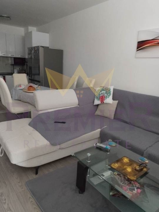 Продава  3-стаен град Бургас , Меден рудник - зона Д , 85 кв.м | 65533944