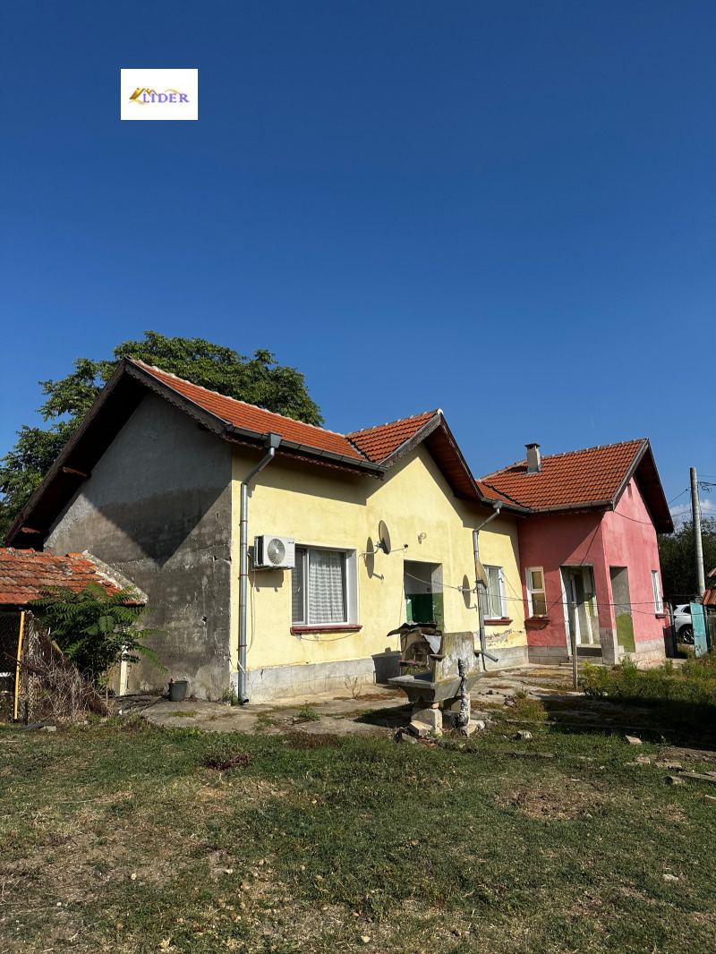 Продава КЪЩА, с. Горна Митрополия, област Плевен, снимка 1 - Къщи - 42516154