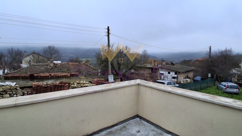 Продава КЪЩА, с. Долище, област Варна, снимка 12 - Къщи - 52928459