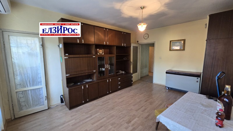 In vendita  Studio Kiustendil , Tsentar , 52 mq | 66893307 - Immagine [2]