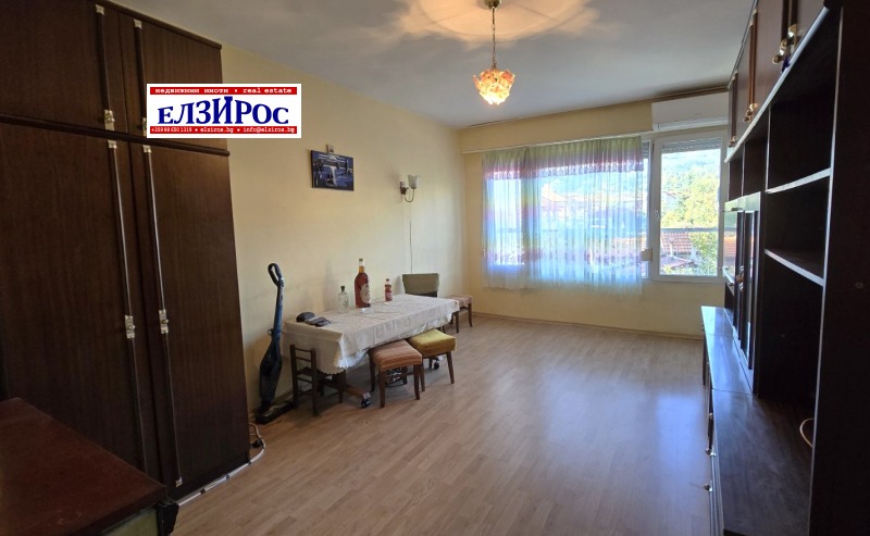 In vendita  Studio Kiustendil , Tsentar , 52 mq | 66893307