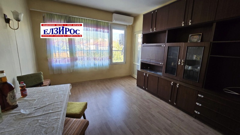 In vendita  Studio Kiustendil , Tsentar , 52 mq | 66893307 - Immagine [3]