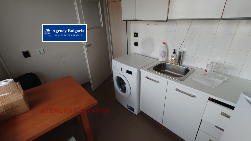 Na prodej  1 ložnice Sofia , Borovo , 57 m2 | 63468254 - obraz [5]