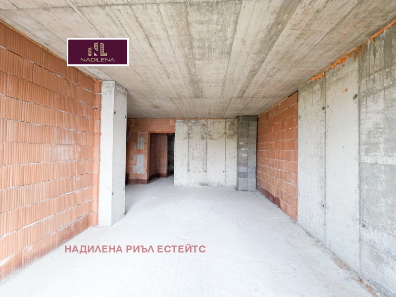 Продава 3-СТАЕН, гр. София, Банишора, снимка 3 - Апартаменти - 52532171