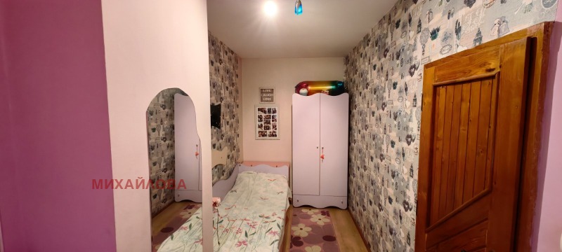 Eladó  Bérlakás Stara Zagora , Ajazmoto , 145 négyzetméter | 98935495 - kép [9]