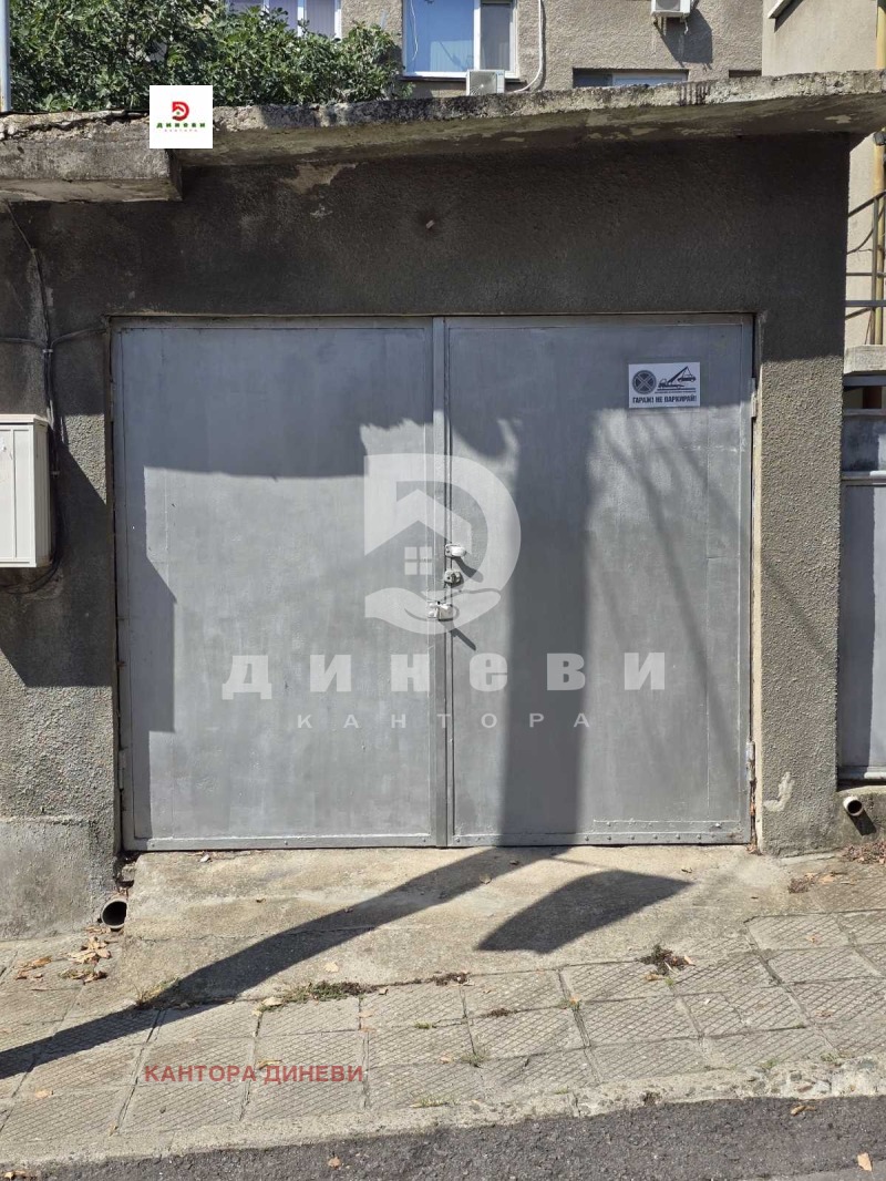 Продава  Етаж от къща град Стара Загора , Аязмото , 188 кв.м | 63699173 - изображение [15]