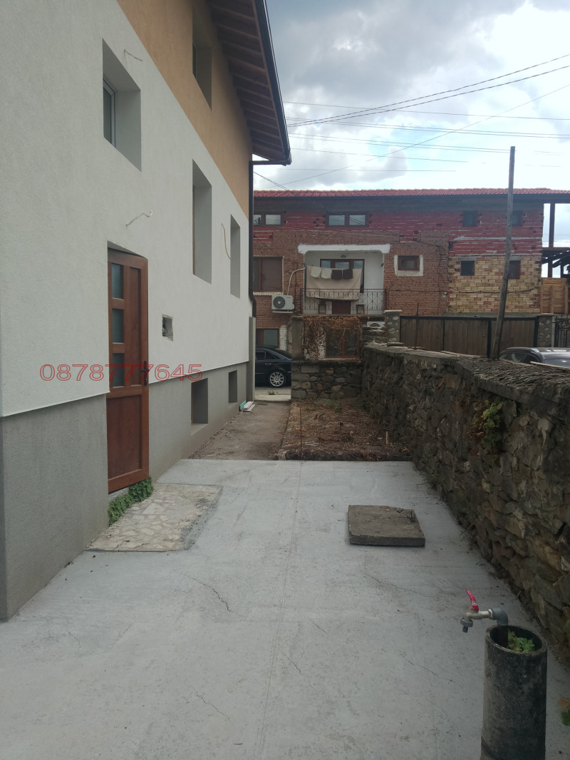 Продава КЪЩА, с. Баня, област Благоевград, снимка 15 - Къщи - 52899184