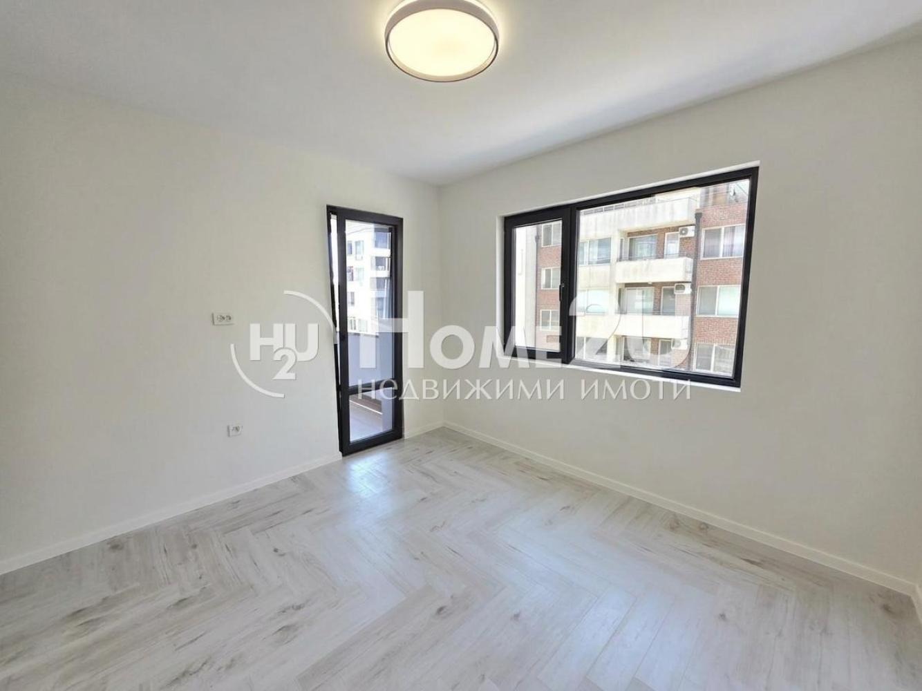 Продава 2-СТАЕН, гр. Варна, Лятно кино Тракия, снимка 2 - Апартаменти - 54260261