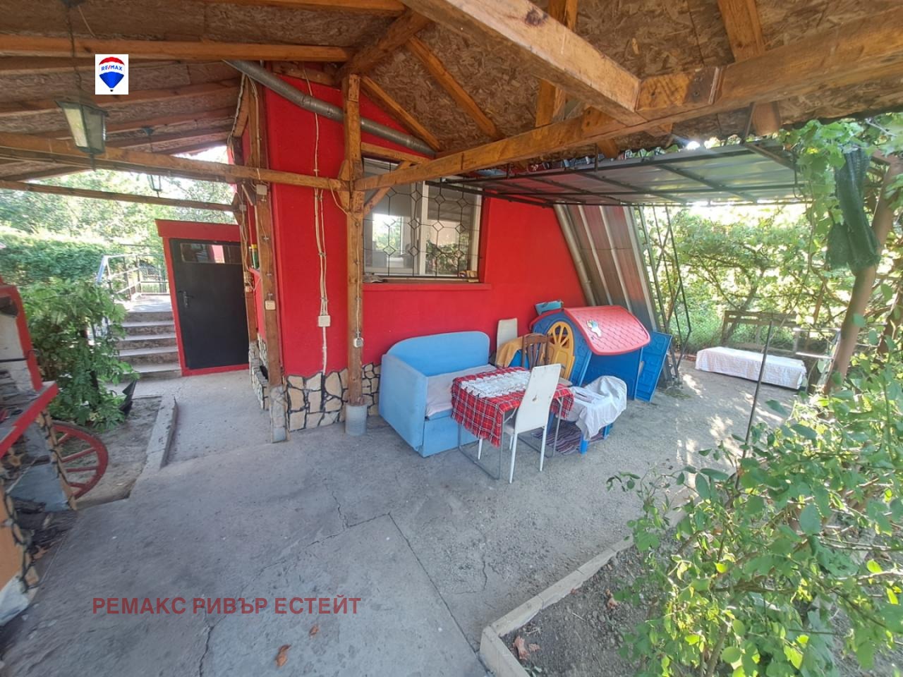 Продава ВИЛА, гр. Русе, Долапите, снимка 2 - Вили - 51363052