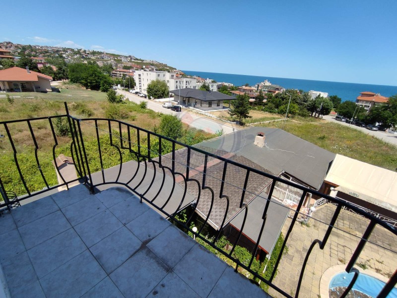 Продава ХОТЕЛ в област Варна, гр. Бяла - 740 кв.м / 650 000 € » 1 271 289.50 лв., ЕКИП САРТ