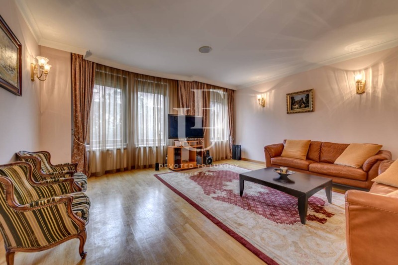 Продава  3-стаен град София , Център , 185 кв.м | 90142907 - изображение [2]