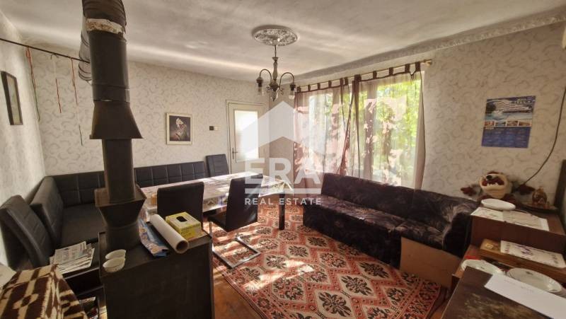 Продава КЪЩА, с. Тръстиково, област Варна, снимка 6 - Къщи - 47300240