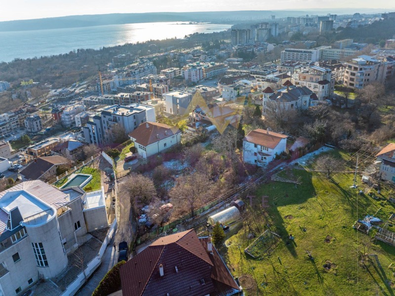 Продава КЪЩА, гр. Варна, Бриз