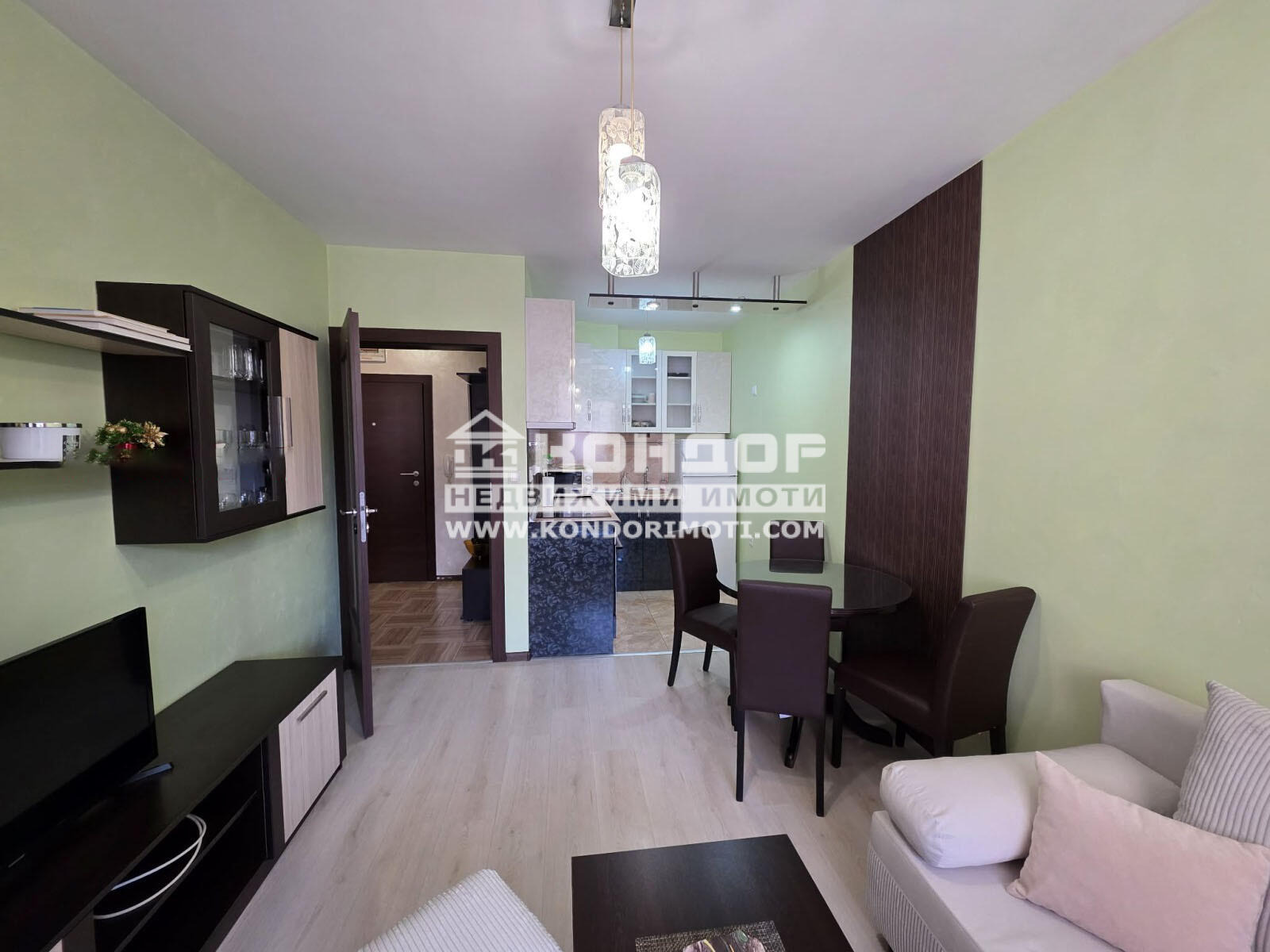 Продава 2-СТАЕН, гр. Пловдив, Христо Смирненски, снимка 2 - Апартаменти - 55933029