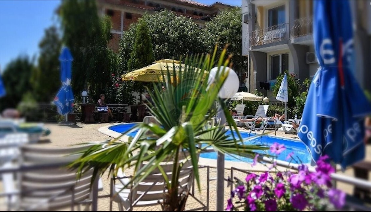 Продава ХОТЕЛ, гр. Бяла, област Варна, снимка 2 - Хотели - 50950416