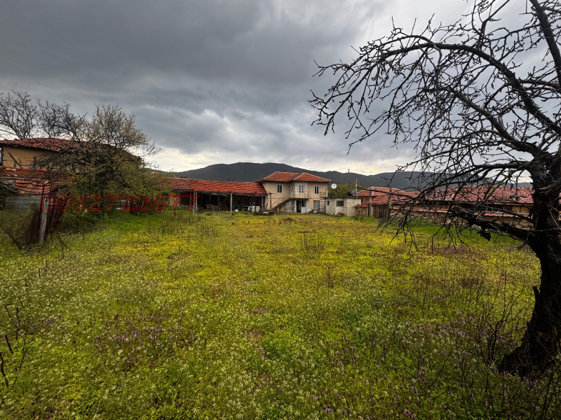 Продава КЪЩА в област Стара Загора, с. Дворище - 1024 кв.м / 33 500 € » 65 520.31 лв.