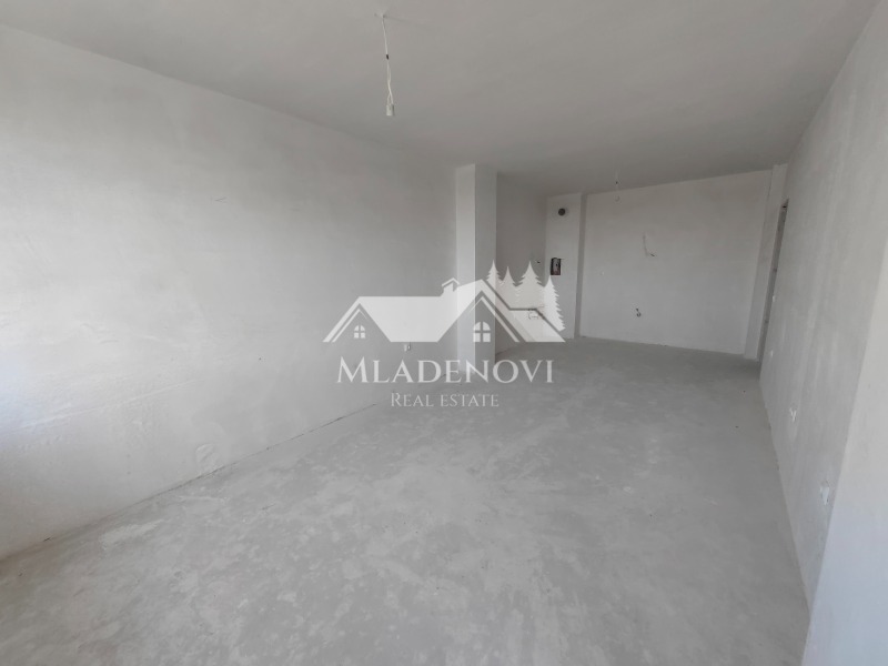 In vendita  2 camere da letto Burgas , Meden rudnik - zona A , 81 mq | 20793011 - Immagine [2]