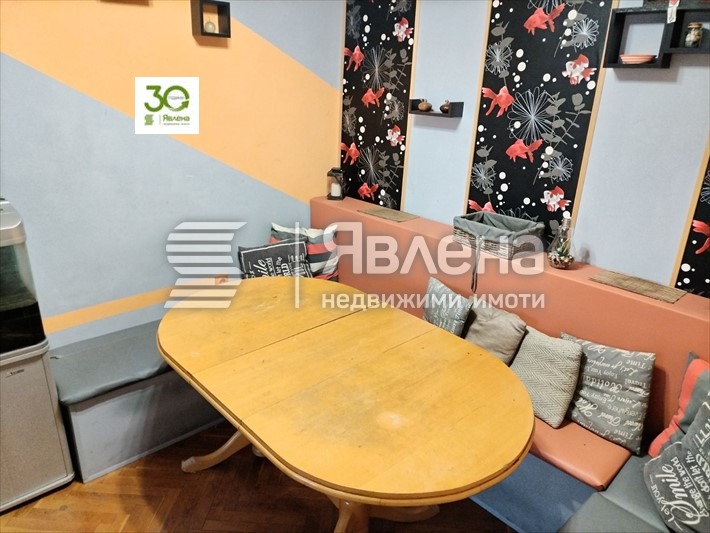 Продава 4-СТАЕН, гр. Варна, Лятно кино Тракия, снимка 3 - Aпартаменти - 48722655