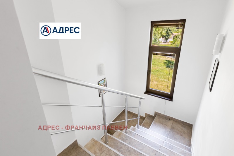 Продава КЪЩА, с. Орешак, област Ловеч, снимка 10 - Къщи - 52621942