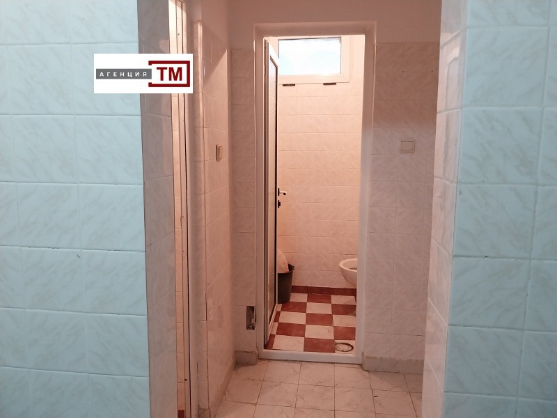 Продава ПРОМ. ПОМЕЩЕНИЕ, гр. Раднево, област Стара Загора, снимка 14 - Производствени сгради - 53191568