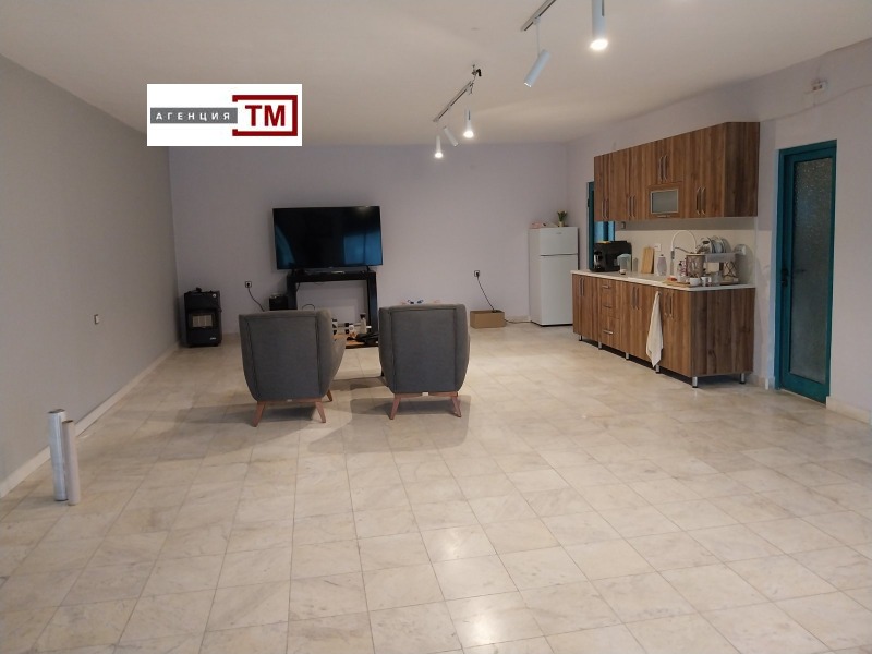 Продава ПРОМ. ПОМЕЩЕНИЕ, гр. Раднево, област Стара Загора, снимка 3 - Производствени сгради - 53191568