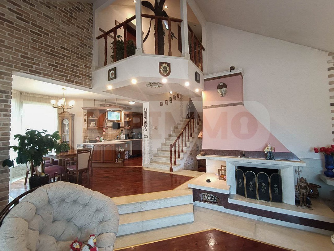 Продава КЪЩА, гр. Варна, Виница, снимка 2 - Къщи - 48808277