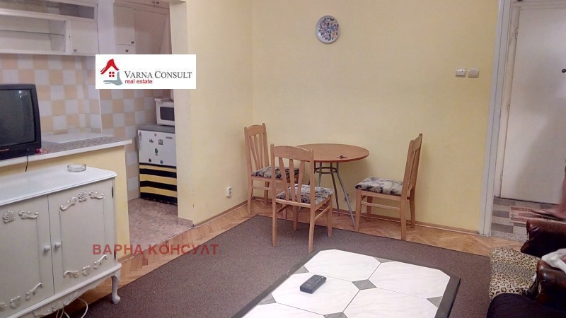 Продава  2-стаен град Варна , ВИНС-Червен площад , 58 кв.м | 54482038 - изображение [6]