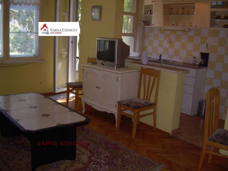 Продава  2-стаен град Варна , ВИНС-Червен площад , 58 кв.м | 54482038 - изображение [4]